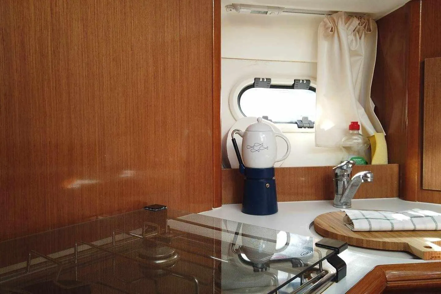 מלון Yate De Lujo En Getxo Luxury Yacht In גטסו ספינת מלון